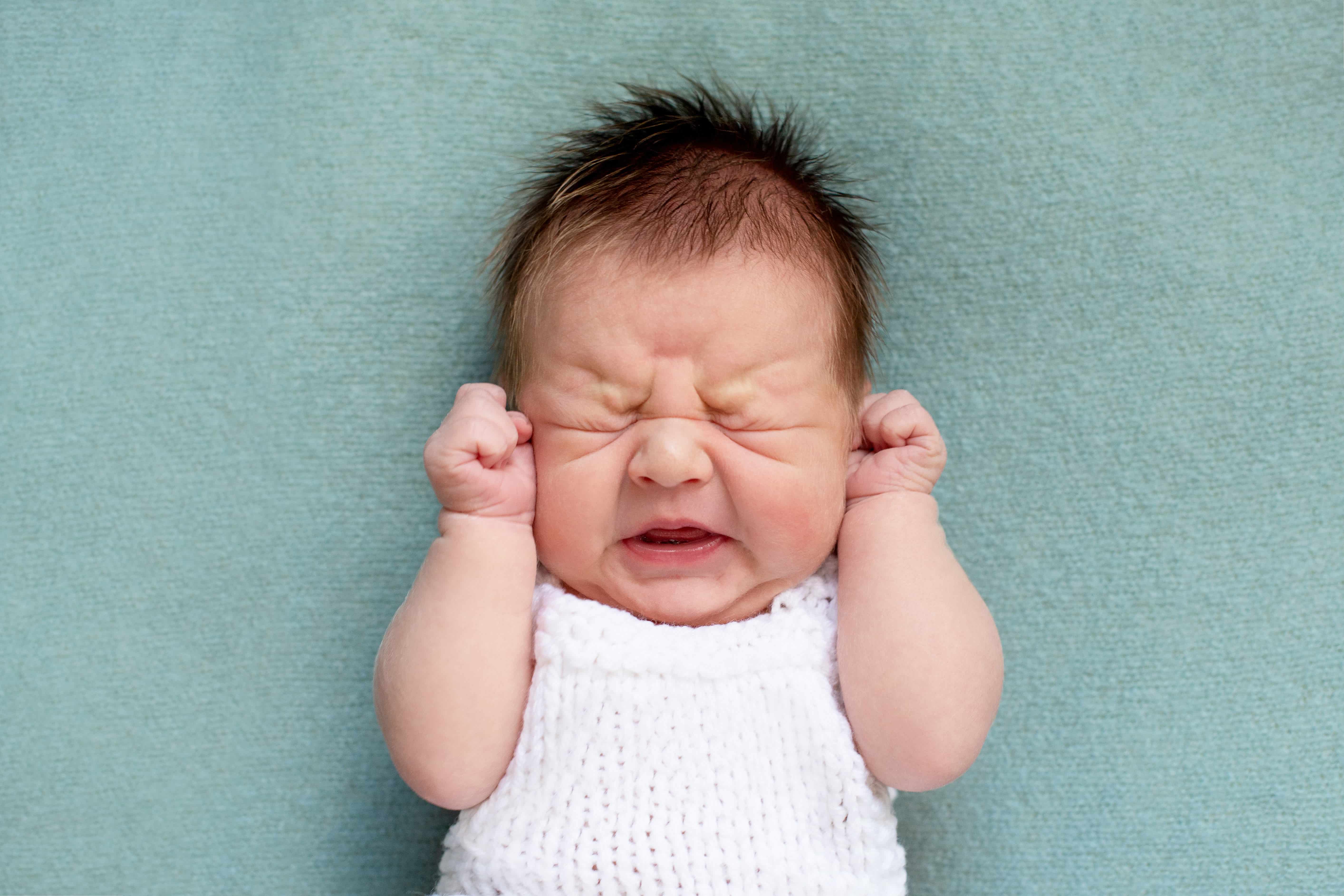 Constipation in Babies- Signs, Causes and 6 Natural Remedies That Work!